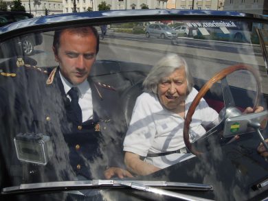 Margherita Hack: “Voglio continuare a guidare, anche a 90 anni”