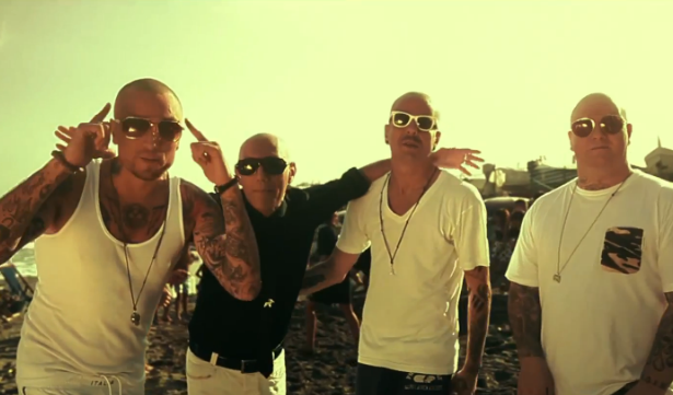 Club Dogo: “Pes” è un plagio? No. Il video