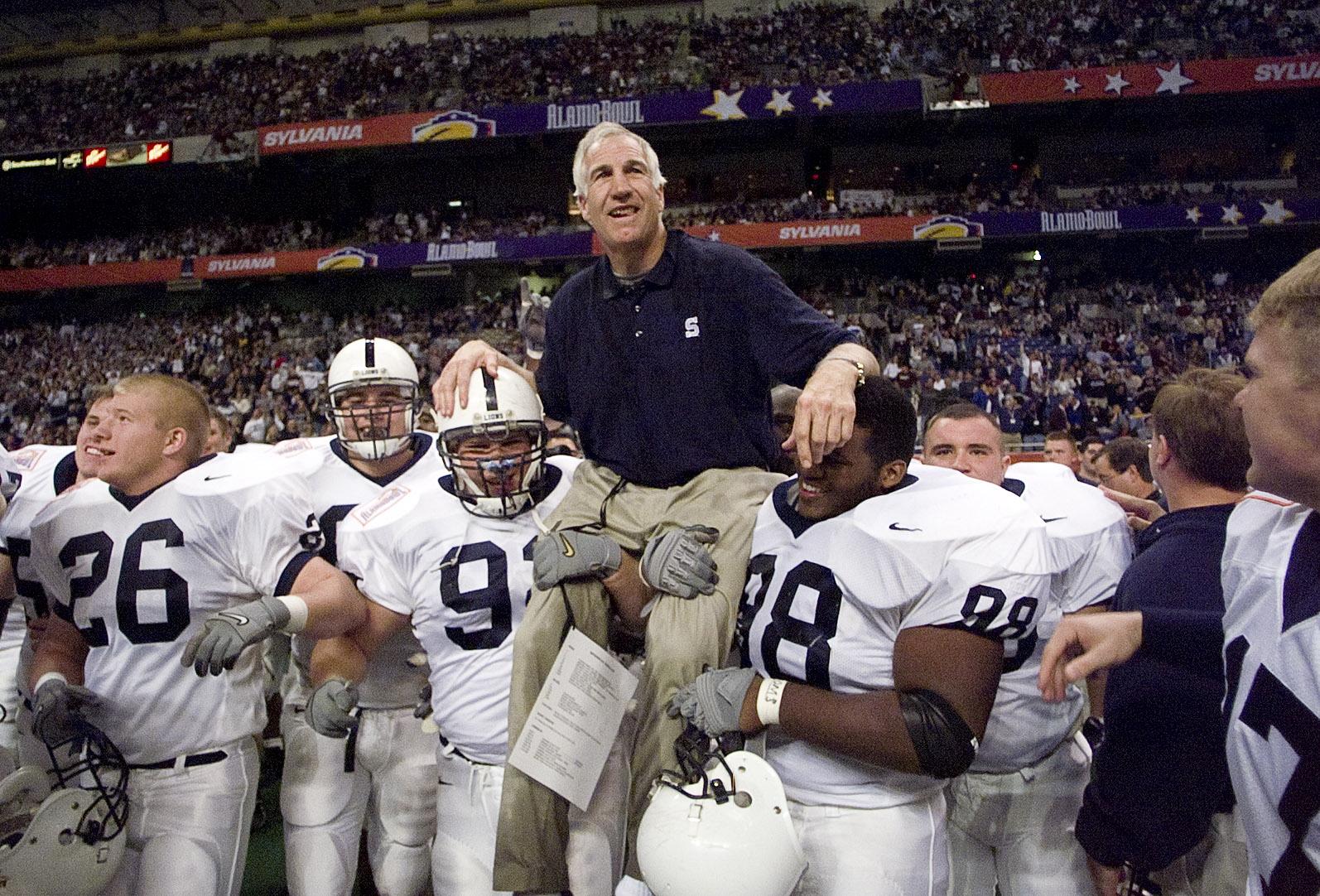 Football, caso Sandusky: “stangata” alla Penn State