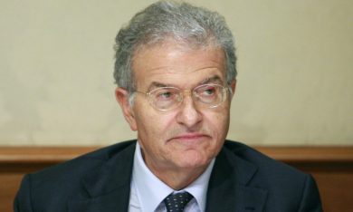 “La linea rossa” di Fabrizio Cicchitto