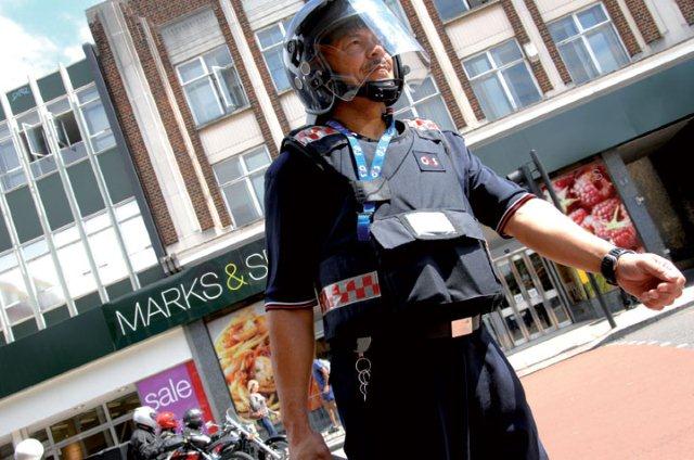 Allarme a Londra: la sicurezza delle Olimpiadi fa acqua