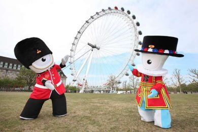 Londra -10: è gadgets mania dal gusto british