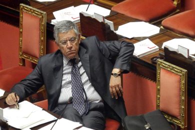 Ridurre le ferie: pro e contro della proposta Polillo