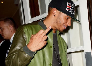 Lewis Hamilton ubriaco senza la sua Nicole (ma con altre sexy ragazze)