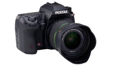 Pentax meglio di Nikon e Canon. Lo dicono gli acquirenti online