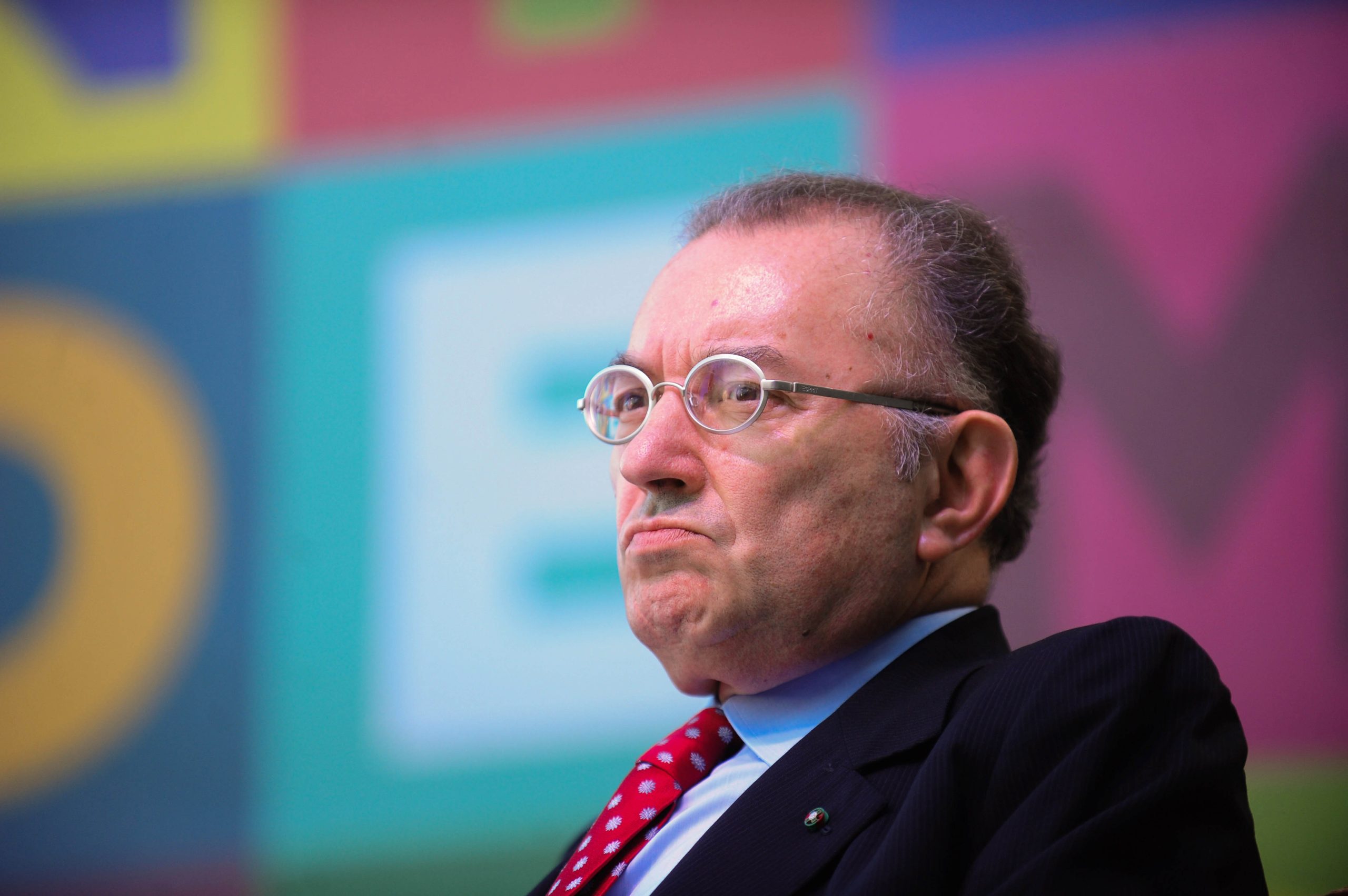 Monti-Squinzi, scontro sui tagli