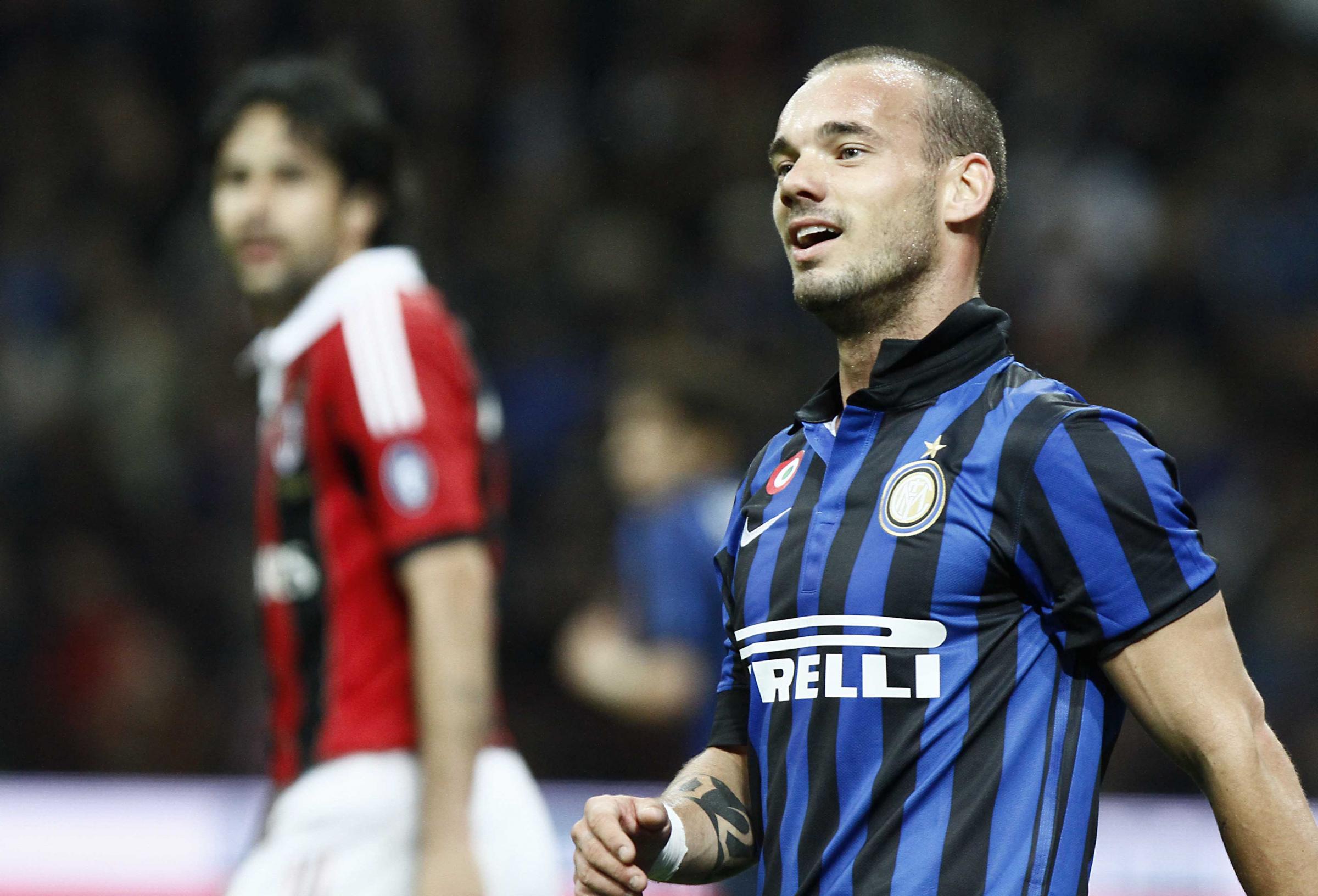 Strama mette Sneijder sul mercato: “Nessuno è incedibile”