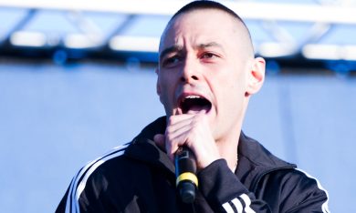 “L’italiano balla”: Fabri Fibra (con i Crookers) è super commerciale al cubo