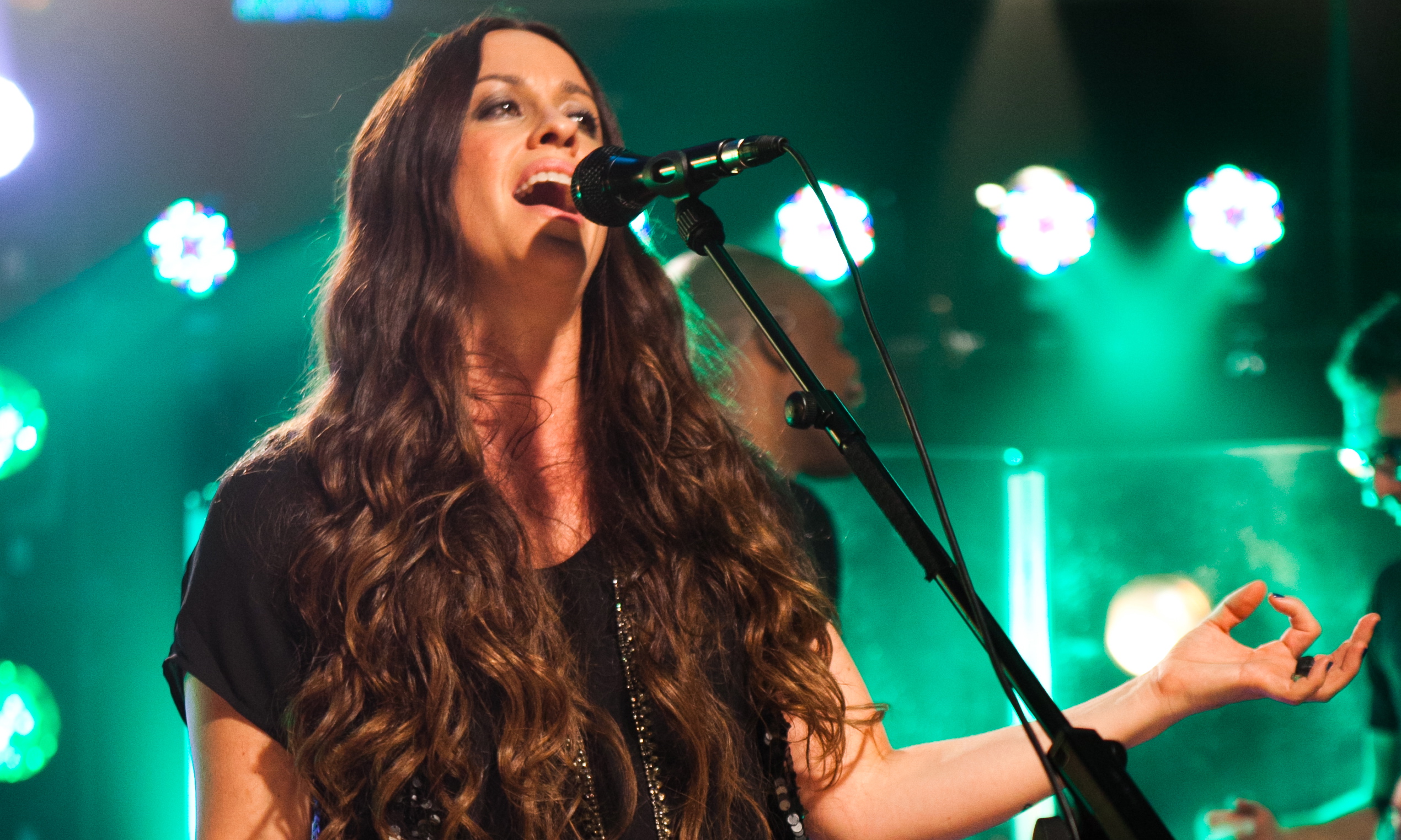 Alanis Morissette: con “Havoc” (e la nuova famiglia) ha ritrovato il senso della realtà