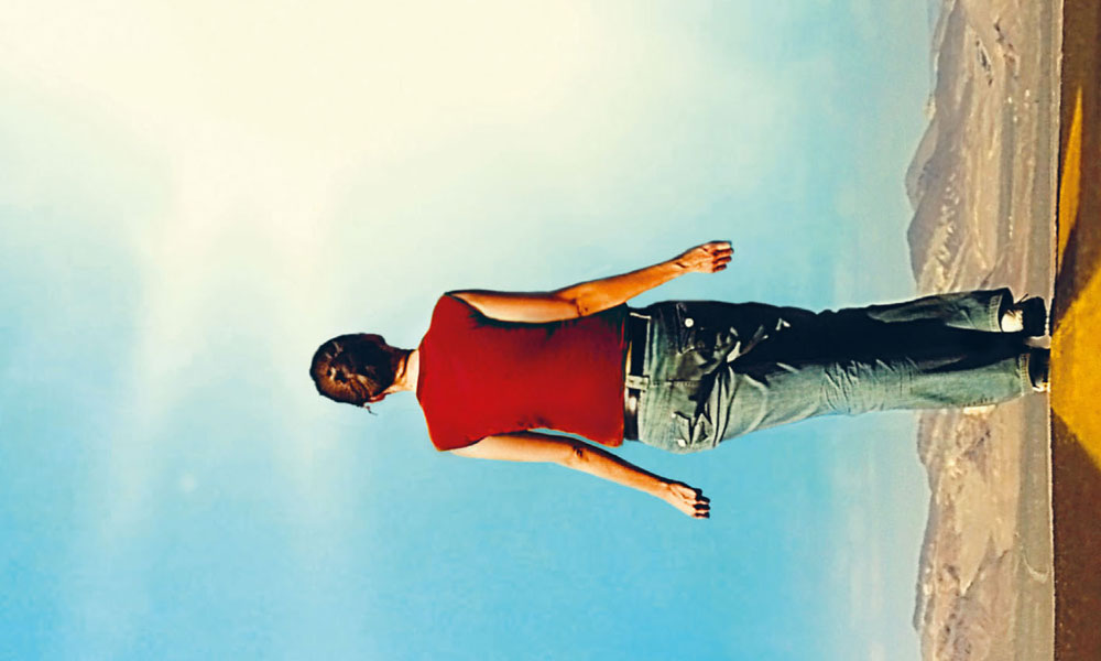 Karen Thompson Walker, L’età dei miracoli