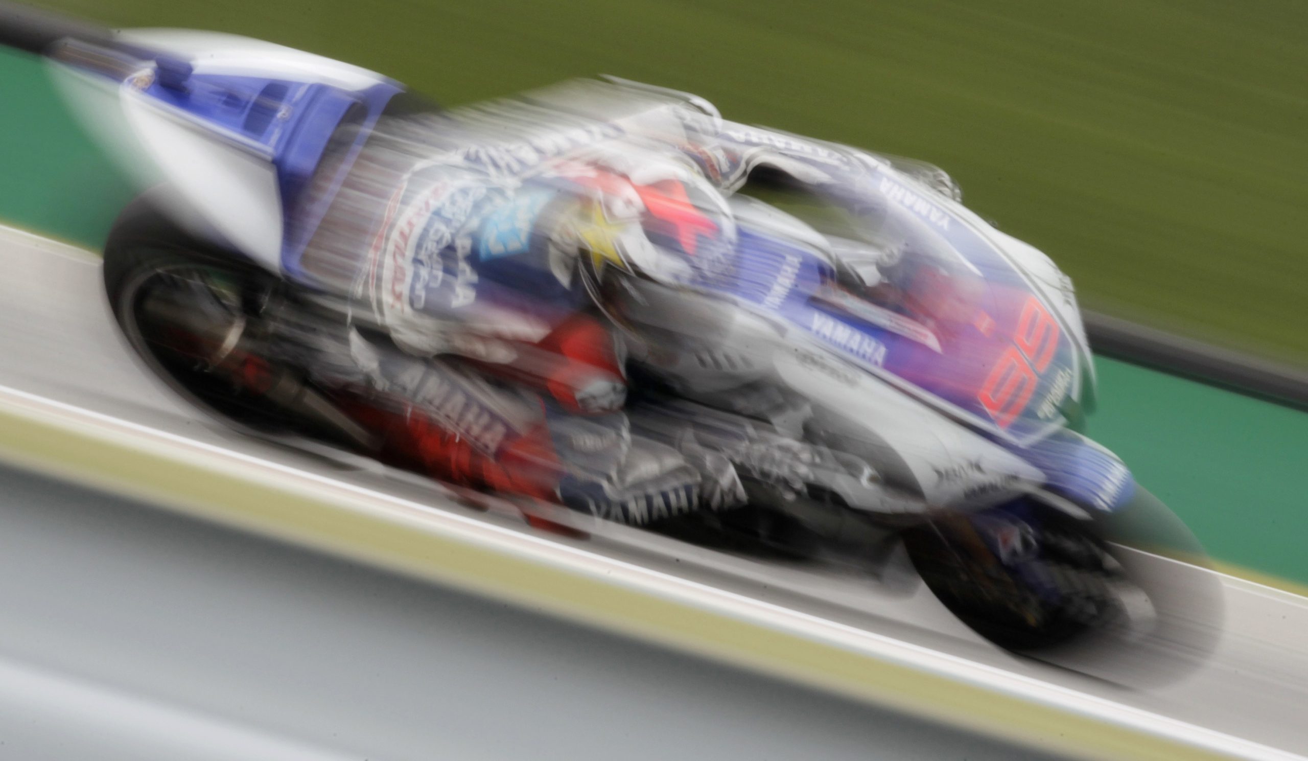 Lorenzo, un lampo a Brno: pole e record