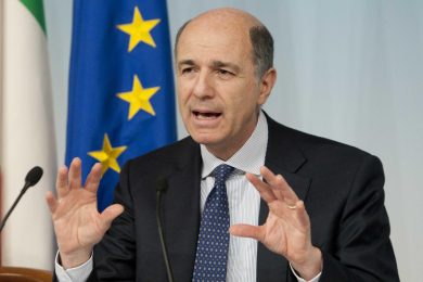 Petrolio e gas, ecco la ricetta energetica di Passera