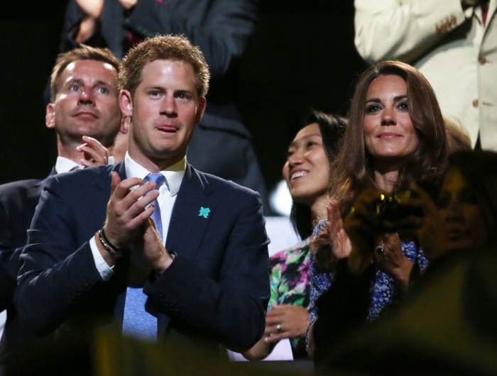 Harry e la notte brava: in mezzo al caos sulla libertà di stampa, emergono i nuovi retroscena