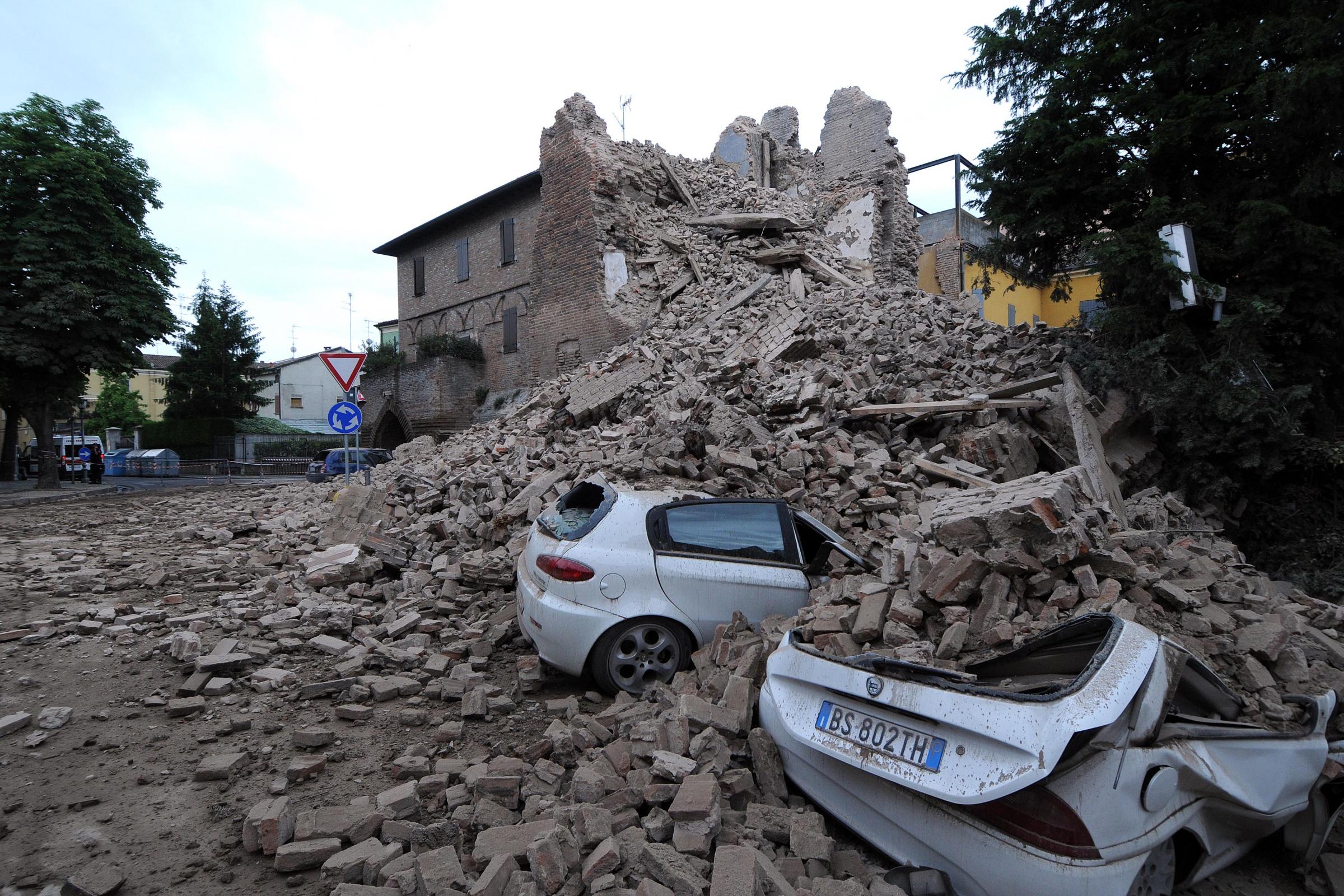 Terremoto tasse, novemila emiliani (di nuovo a casa) dovranno comunque pagarle Terremoto tasse, novemila emiliani (di nuovo a casa) dovranno comunque pagarle