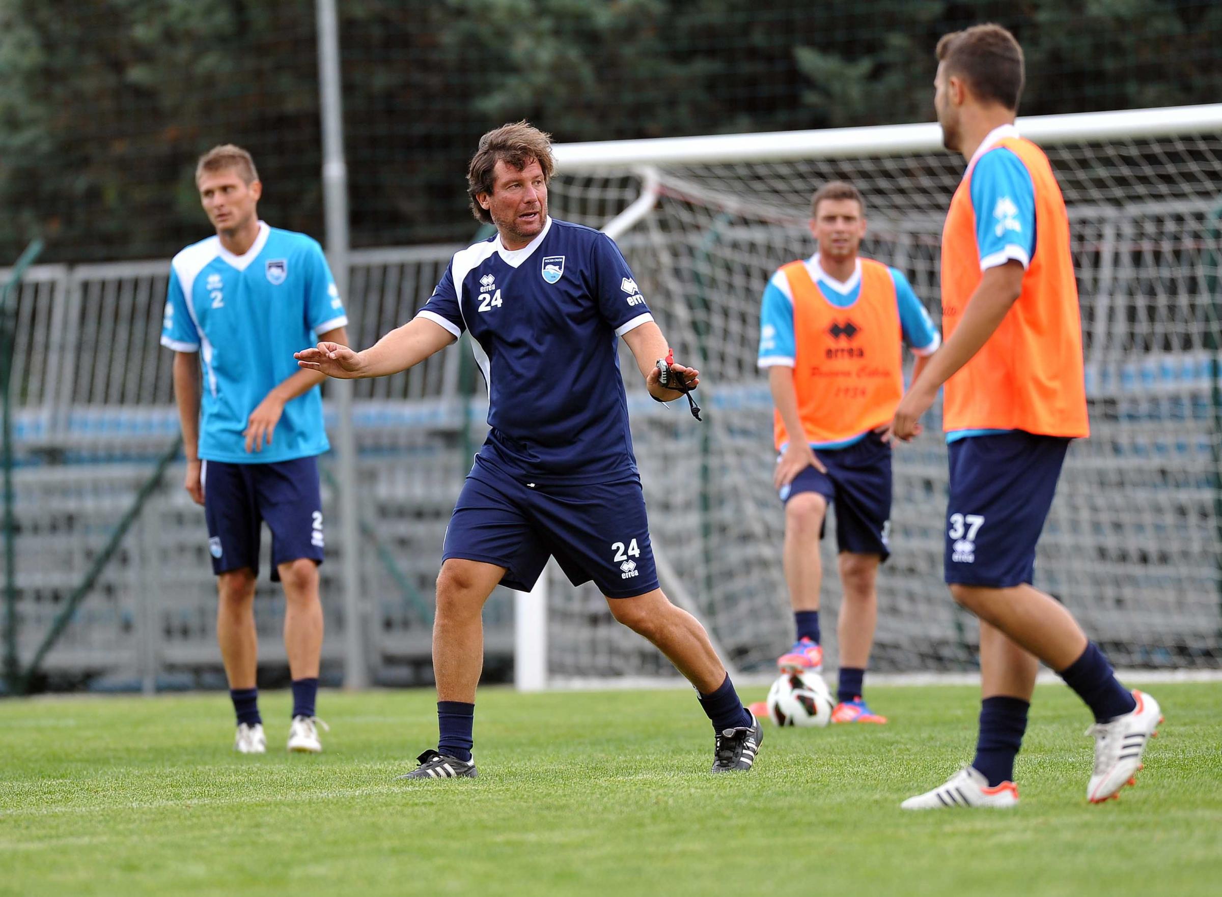 Serie A 2012-2013. Le squadre: PESCARA Serie A 2012-2013. Le squadre: PESCARA