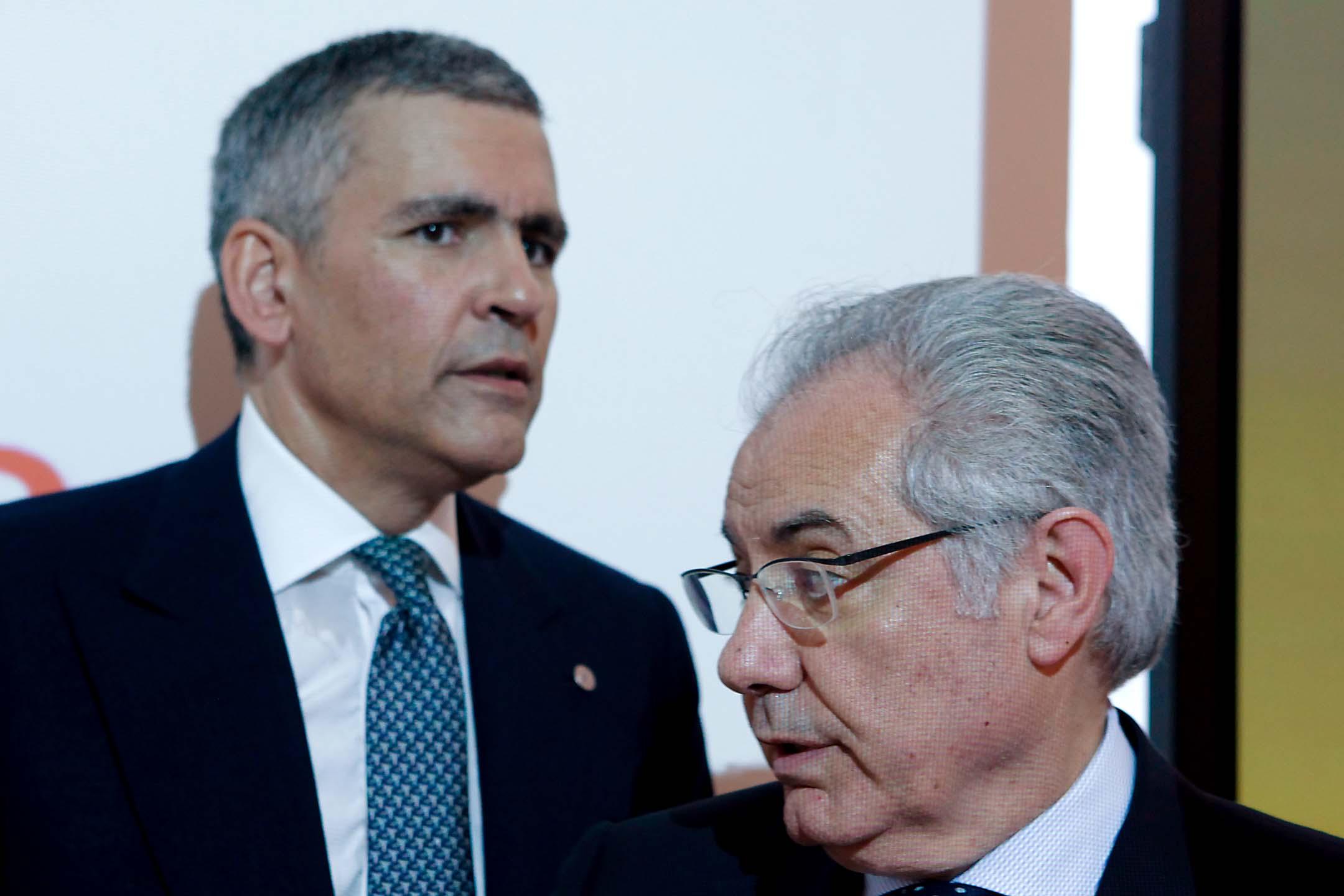 WindJet cerca il cavaliere bianco