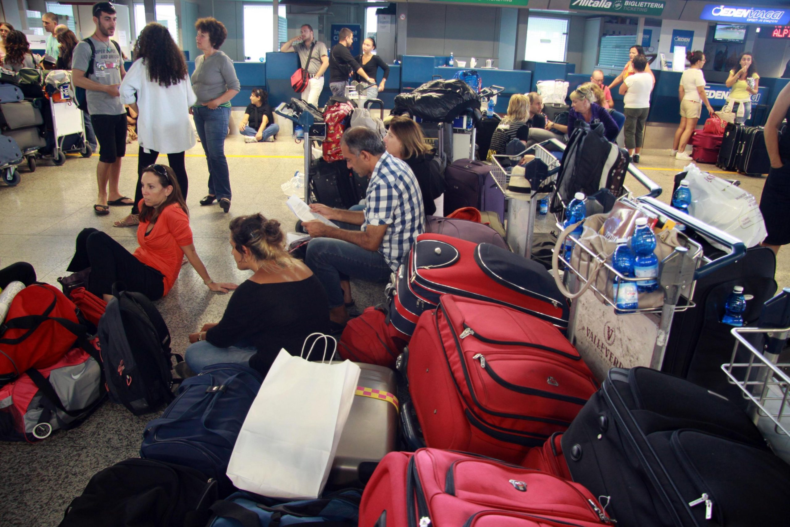 WindJet, cosa fare per ottenere i rimborsi. Ma la speranza è appesa a un filo