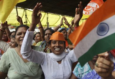 Lo yoga anti-corruzione e altre foto dall’India