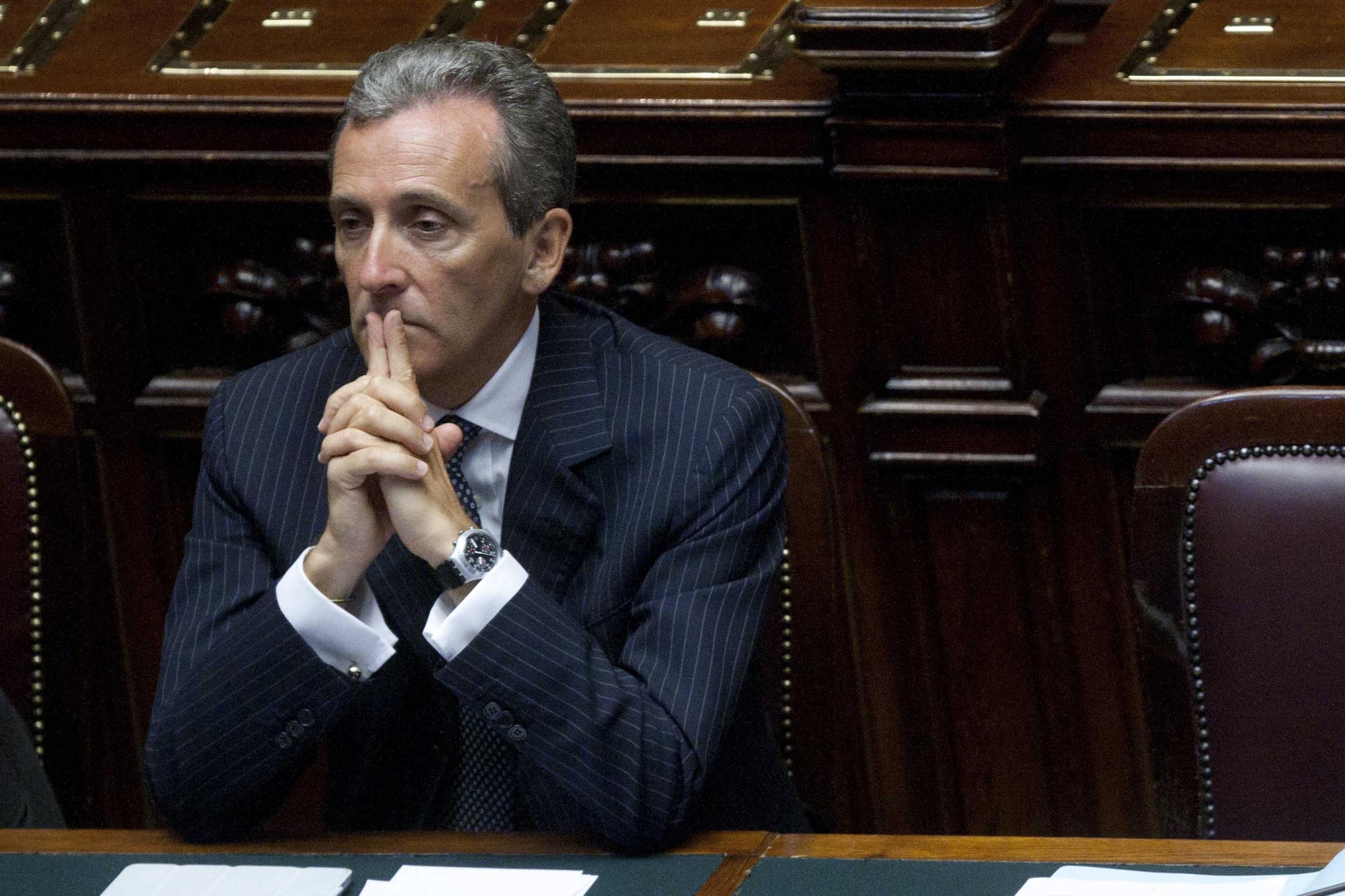 Pil, spread, recessione: il giorno delle parole e dei numeri della crisi Pil, spread, recessione: il giorno delle parole e dei numeri della crisi