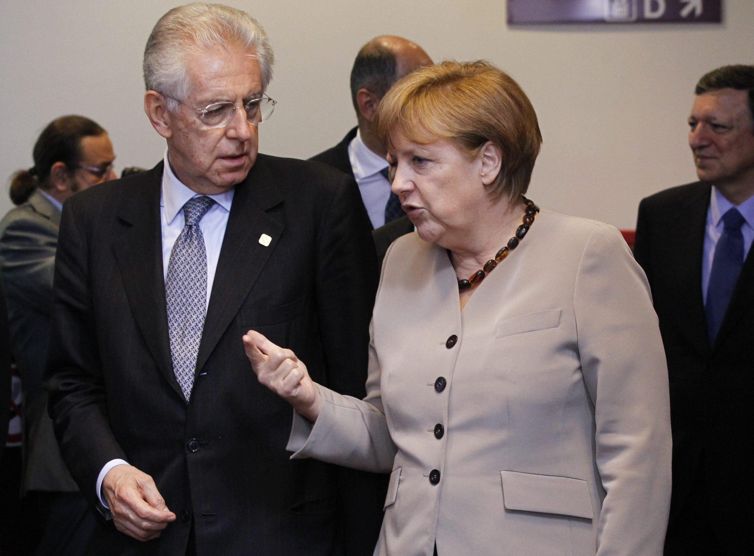 Altro che gaffe, l’intervista di Monti con lo “Spiegel” è un disastro