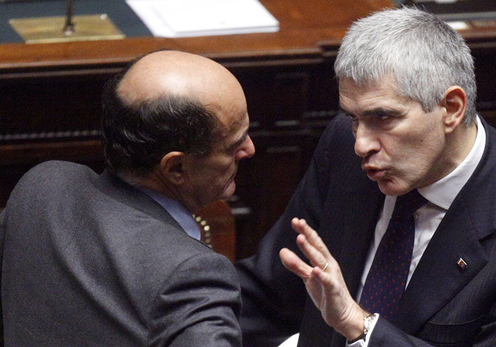 Bersani, il trasformista, fa infuriare la base Bersani, il trasformista, fa infuriare la base