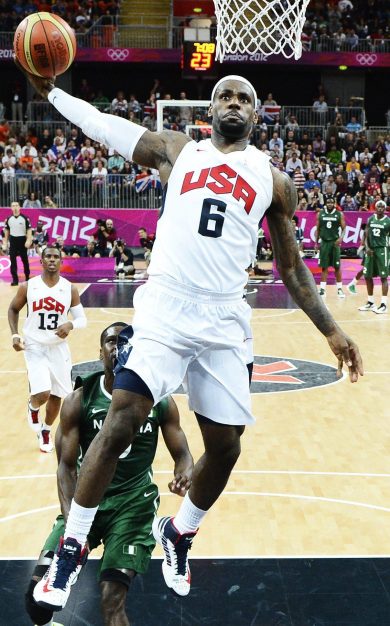 Usa da record, meglio di Jordan e Magic