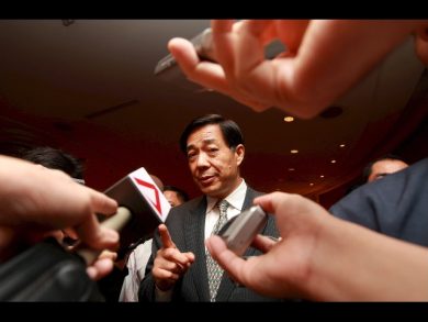 Bo Xilai espulso dal Partito. Per essere processato e condannato