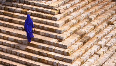 Donne velate, fra sacro e profano