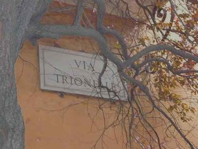 La “casta” della Polizia sfratta gli ex agenti
