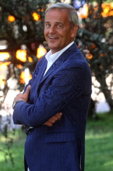 Enrico Bertolino torna in tv con Wikitaly