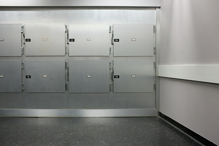 L’obitorio come promessa d’aggancio