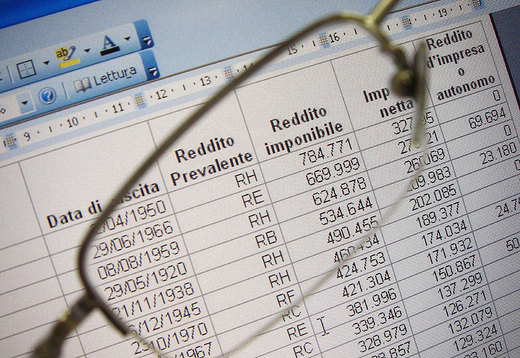 Ricchi e tasse: com’è difficile far pagare i Paperoni Ricchi e tasse: com’è difficile far pagare i Paperoni