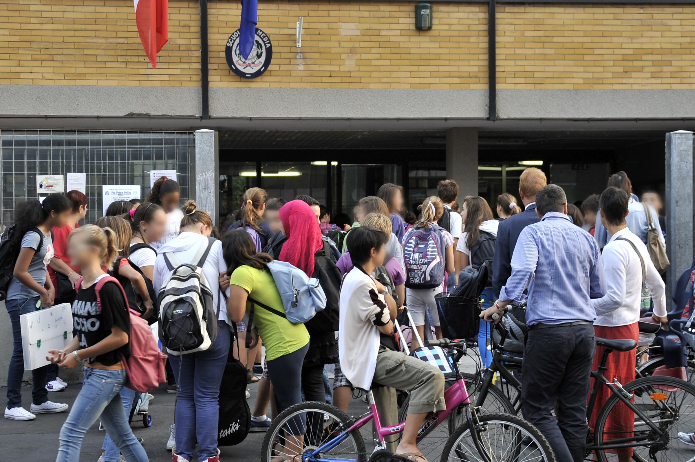 #primogiornodiscuola, la festa dei genitori “liberi” #primogiornodiscuola, la festa dei genitori “liberi”