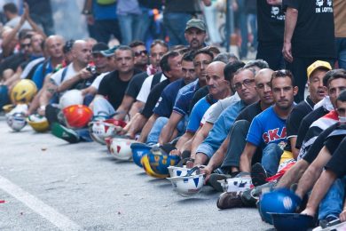 Lavoro: non solo Alcoa, tutti i mali dell’Azienda-Italia