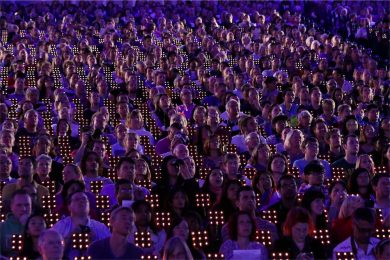 La chiusura delle Paralimpiadi e altre foto dal mondo