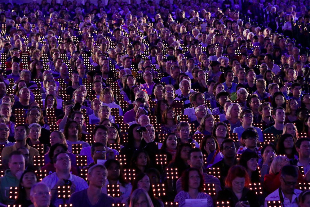 La chiusura delle Paralimpiadi e altre foto dal mondo