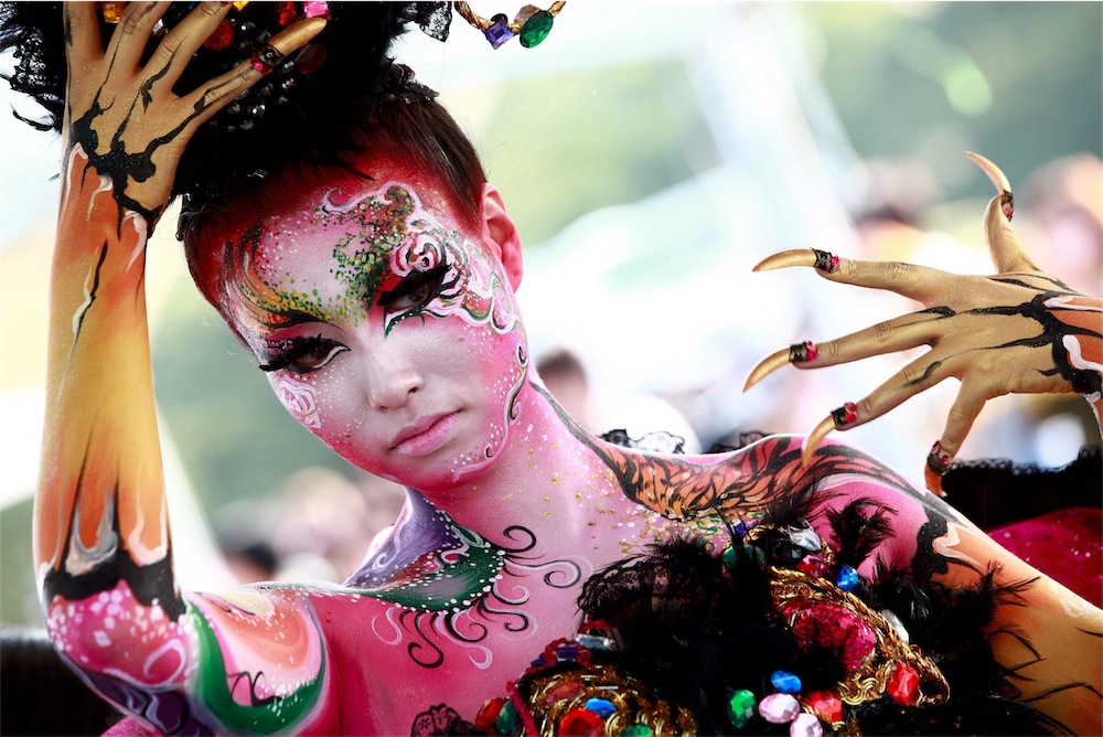Il festival del body painting e altre foto dal mondo Il festival del body painting e altre foto dal mondo