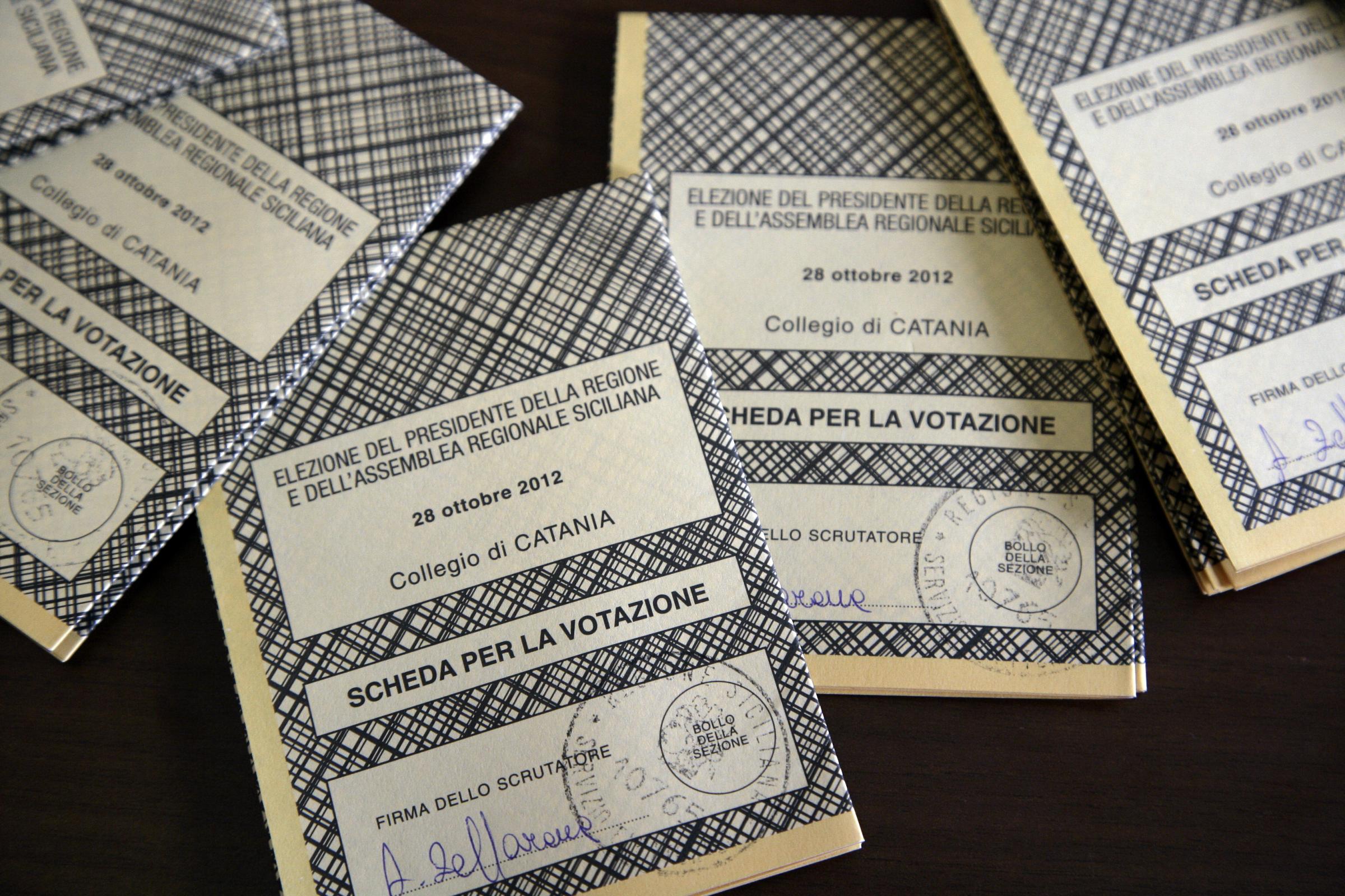 Elogio dell’astensionismo della Sicilia Elogio dell’astensionismo della Sicilia