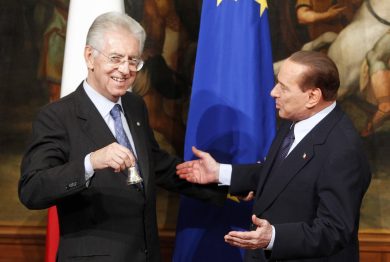 Spread in rialzo? Diciamo la verità: Monti, Berlusconi e la politica c’entrano poco