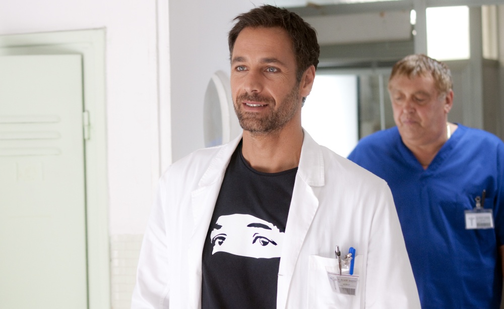 Raoul Bova: ‘In Italia troppe poltrone non sono meritate’ Raoul Bova: ‘In Italia troppe poltrone non sono meritate’