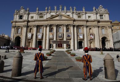 Imu alla Chiesa, l’Ue entra a gamba tesa sul governo