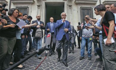 Chiunque vinca, vince Lombardo (Toti)
