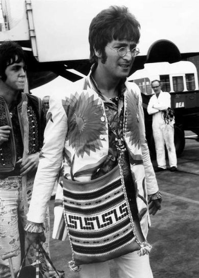 Su Twitter il compleanno nostalgico di John Lennon