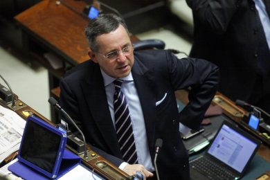 Berlusconi tradito dal Pdl