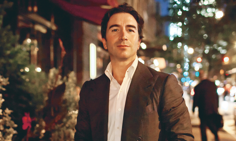 Sono Salvatore Strazzullo, risolvo problemi, se sei rissoso o tiratardi Sono Salvatore Strazzullo, risolvo problemi, se sei rissoso o tiratardi