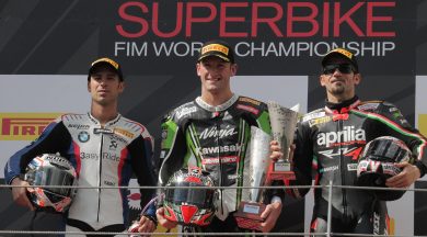 Gran finale a Magny Cours: lotta a tre per la vittoria