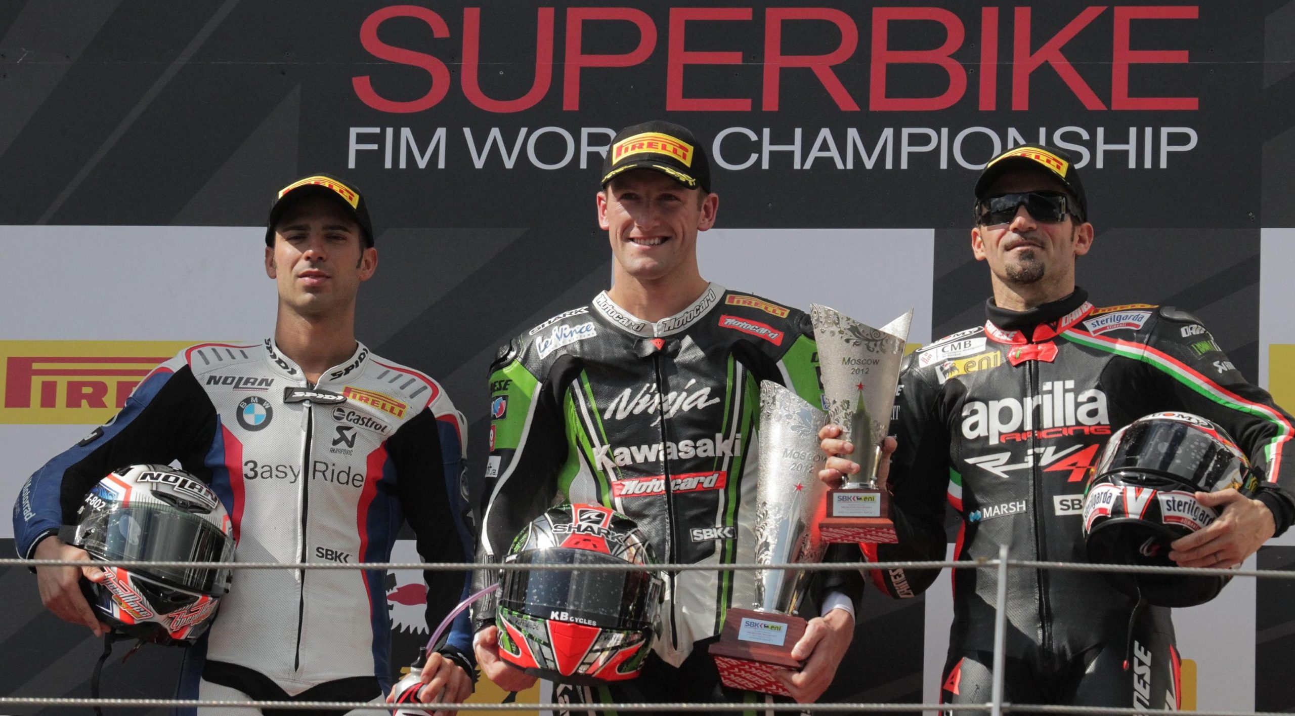 Gran finale a Magny Cours: lotta a tre per la vittoria Gran finale a Magny Cours: lotta a tre per la vittoria