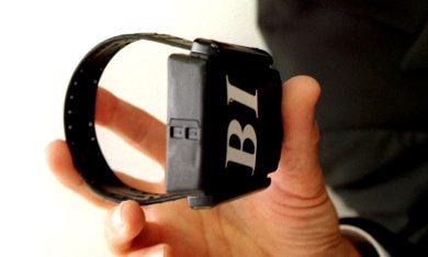 Ma quanto diavolo ci sono costati i braccialetti elettronici?