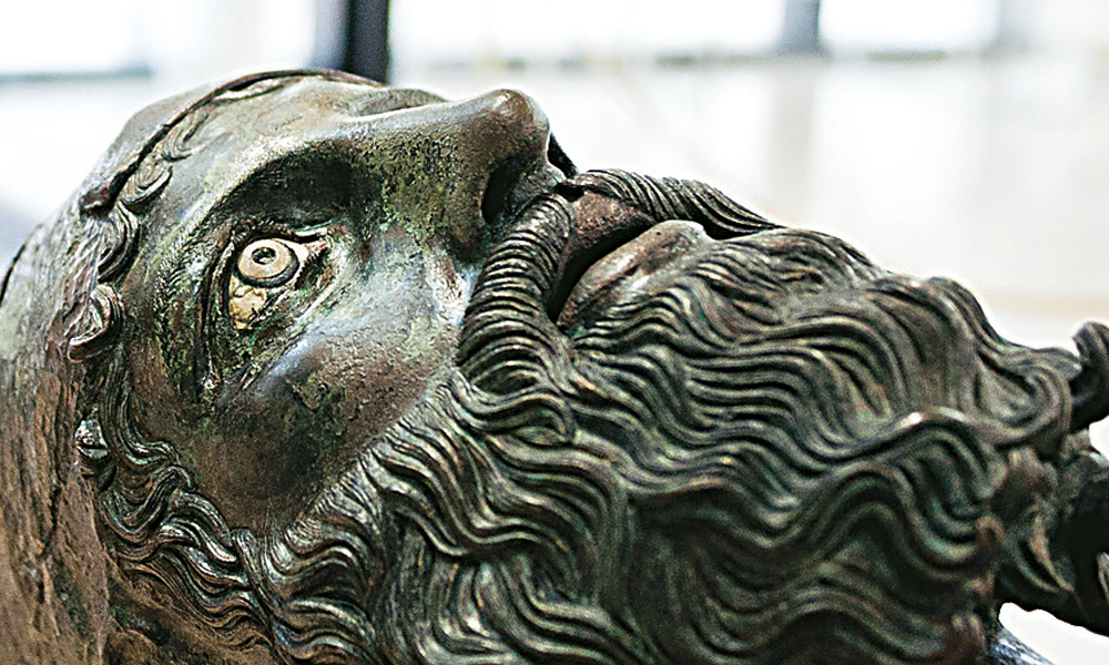 Dal Satiro danzante ai Bronzi di Riace esposti all’estero: quando l’arte non è profeta in patria Dal Satiro danzante ai Bronzi di Riace esposti all’estero: quando l’arte non è profeta in patria