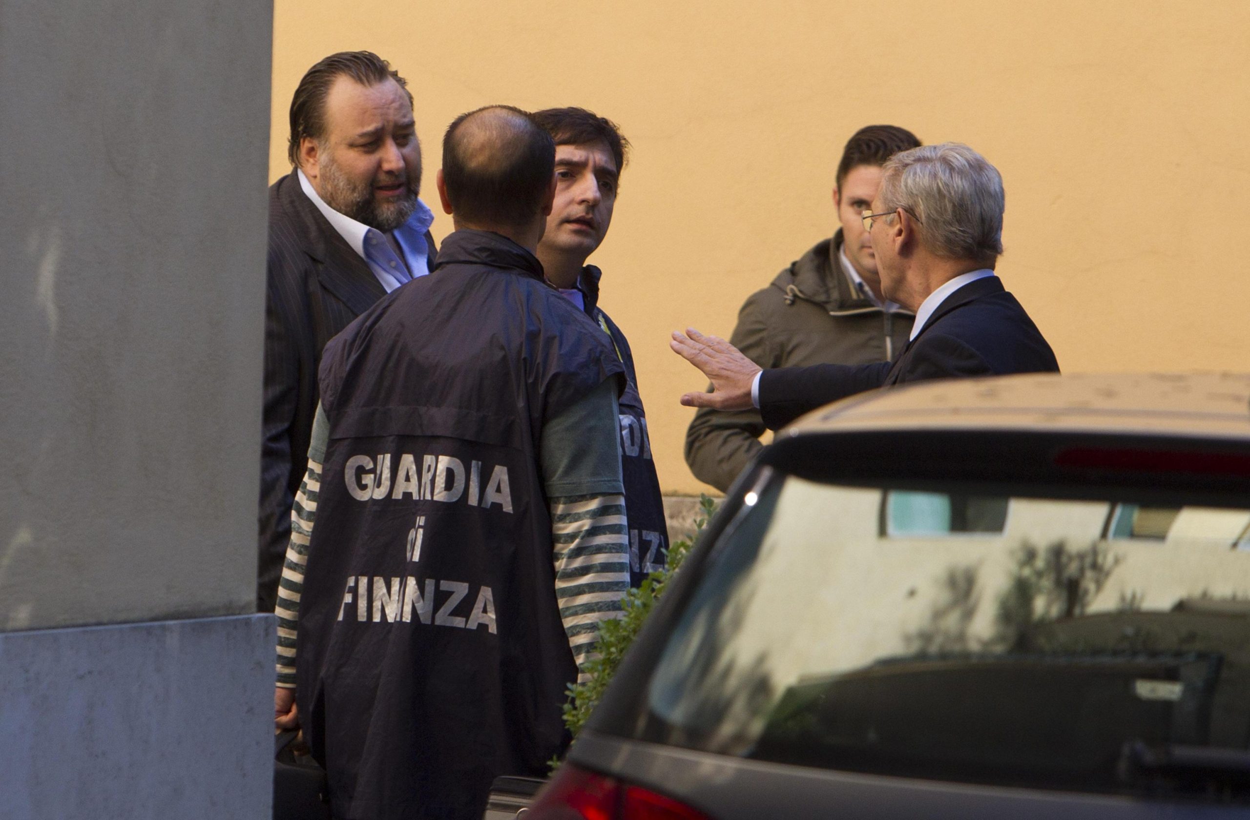 #Fiorito in carcere e Twitter si scatena